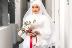 Viral! Calon Pengantin Ini Lakukan Pemotretan Seorang Diri Setelah Pasangannya Batalkan Pernikahan