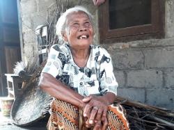 Mbah Minto Terkenal Jadi Youtuber, Ternyata Hanya Segini Honornya