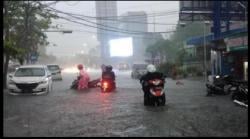 Surabaya Banjir di Penghujung Tahun