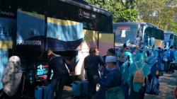 Perdana, Kemenag Lepas 419 Jemaah Umroh Indonesia