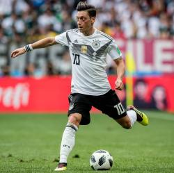 Balas Dendam ke Shin Tae-yong, Mesut Ozil Siap Gabung RANS Cilegon FC, Inilah Alasannya?