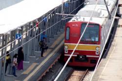 Commuter Line Rute Tanah Abang-Rangkasbitung Ditembak