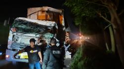 Ditabrak Usai Kencing di Pinggir Tol Merak, Penumpang Truk Tewas