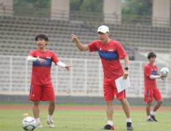 Shin Tae-yong Bingung, 8 Pemain Timnas Positif Covid-19, Dari Mana Tertularnya?