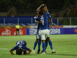 Peluang Persib Juara Liga 1 kandas Usai Ditahan Imbang Persebaya 1-1 