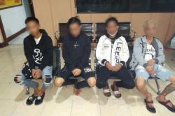 Nyaris Saling Tikam Saat Pesta Miras, 4 Bang Jago Tak Berkutik Ditangkap Polisi