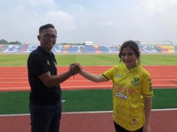 Artis Prilly Latuconsina Resmi Jadi Pemilik Persikota Tangerang