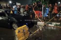 2 Orang Tewas Akibat Mobil Sedan Terbakar, Peristiwa Dekat Pasar Senen