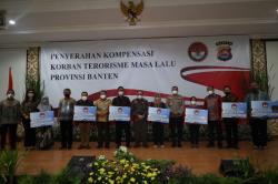 LPSK Serahkan Kompensasi Rp1,495 Miliar pada 9 Korban Terorisme di Banten