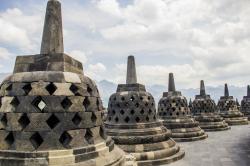 Empat Candi Ini Resmi Jadi Tempat Ibadah Umat Hindu dan Buddha Sedunia