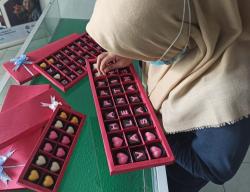 Banjir Pesanan Coklat di Hari Valentine, hasil penjualan 20% Menggerakkan Kegiatan Sosial 