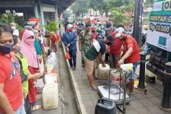 Stabilkan Harga, Operasi Pasar 18 Ton Minyak Goreng Digelar di Semarang