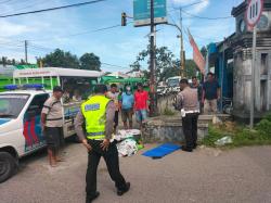 Terobos Lampu Kuning, Tabrak Pemotor Hingga Tewas, Sopir Truk Kabur