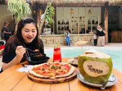 Hello SUMMER, Resto Nuansa Pantai di Kawasan Pecinan Sukasari Kota Bogor