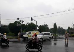 Bantu Warga, Kapolda Sumut Siagakan Personel di Kawasan Rawan Banjir di Medan