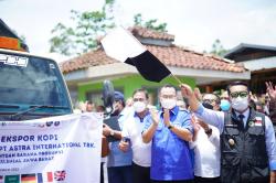 Gubernur Jabar Hadiri Pelepasan Ekspor Kopi Asal Garut di Kecamatan Cikajang