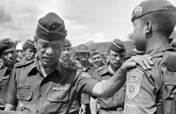 Kisah Jenderal M Jusuf Ziarah ke Makam Beberapa Jenderal di TMP Kalibata
