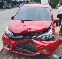 Begini Penampakan Kendaraan yang Ringsek Parah Selepas Adu Banteng Motor Vario Vs Honda Brio