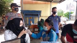 Kejar Capaian Vaksinasi Booster, Polsek Kelapa Kampit Targetkan Pedagang Pasar 