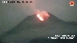 Dua Kali Merapi Keluarkan Wedhus Gembel, Ini Rekomendasi ESDM Bagi Warga di Sekitar Merapi