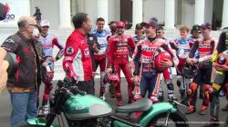 Jokowi Pamer Motor Custom di Depan Pembalap MotoGP, Ini yang Dilakukan