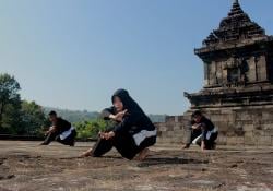 Lestarikan Tradisi, Wacana Pencak Silat Diajarkan di SD hingga Kuliah