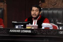 Ketua MK Anwar Usman Akan Nikahi Adik Presiden Jokowi