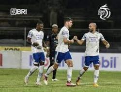  Laga Persib Bandung vs Persik Kediri Berakhir Imbang 0-0, Bali United Resmi Juara Liga 1 2021-2022