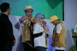 KEREN! 1.249 Petani Milenial Jawa Barat Diwisuda