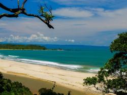 Berlibur Naik KRL Low Budget ke Pantai Sawarna, Yuk Simak Caranya