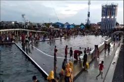 Unik! Tradisi Megengan Sambut Bulan Suci Ramadhan, Ribuan Orang Mandi di Pantai Pekalongan