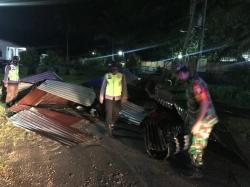 Puting Beliung, 30 Rumah dan Sebuah Pabrik di Sumber Asri Rusak Parah