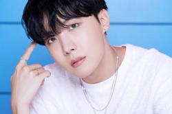 J-Hope BTS Negatif Covid-19, Segera Tampil di Grammy Award