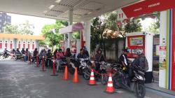 Ramai Warga Migrasi dari Pertamax, Pertamina Pastikan Stok Pertalite Aman