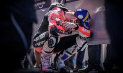 Juara MotoGP Argentina 2022, Aleix Espargaro Menangis Haru, Dedikasikan untuk Orang Tua