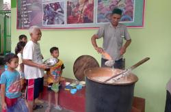 Takjil Bubur India di Masjid Pekojan Semarang, Tradisi Seabad Setiap Ramadan