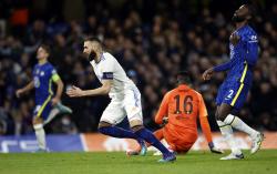 Hasil Liga Champions Dini Hari Tadi, Benzema Hattrick,  Real Madrid Benamkan Chelsea di  Kandang