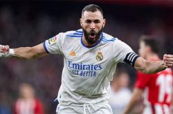 Moncer, Hattrick Karim Benzema Benamkan Chelsea di Kandang Sendiri