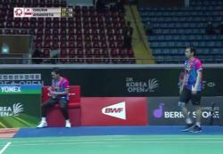 Viral Mohammad Ahsan Buka Puasa di Tengah Pertandingan Bulu Tangkis Korea Open 2022, Netizen Salut