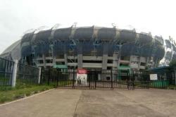 Ridwan Kamil Minta Plt Wali Kota Bandung Selesaikan Stadion GBLA