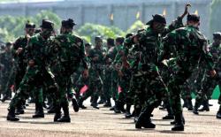 Tak Bersenjata, Ribuan Pasukan Kopassus Ikut Amankan Demo Seribu Mahasiswa