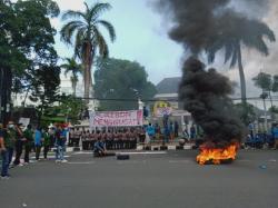 Demo 11 April 2022, Mahasiswa dan Masyarakat Gaungkan Ini