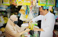 Penyaluran BLT Minyak Goreng Diawasi Ketat