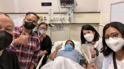 Ade Armando Sudah Bisa Tertawa, Tapi tak Boleh Dijenguk