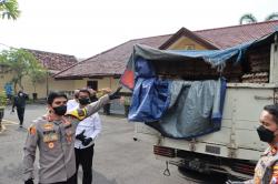 Satu Truk Telur Busuk Gagal masuk Kota Mojokerto