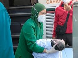 Kisah Dramatis, Detik-Detik Penumpang Melahirkan Bayi Dalam Bus Tanjung Priok-Leuwiliang