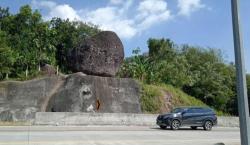 Kisah Mistis Batu Bleneng yang Dihuni Makhluk Halus, Pemudik yang Melintas di Tol Cipali Harus Tahu