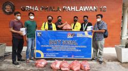 Polda Babel Bersama Mahasiswa, Gelar Baksos dan Bagi Masker di Sungailiat