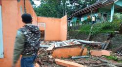 Pergeseran Tanah di Desa Girimukti Ancam 3 Rumah dan Satu Rumah Ambruk