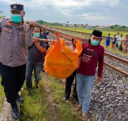 Pria Tanpa Identitas Tertabrak KA di Perlintasan KM 168+9 Brebes